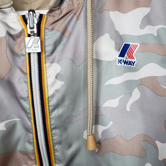 2-in-1 K-Way Women's XS Camo Army Print REVERSIBLE Packable Windbreaker Ja… - Picture 4 of 10